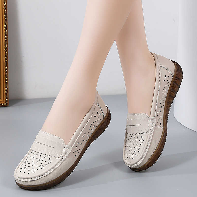 Luxury Lifestyle Outfit - Sepatu Panjang Merah Wanita untuk Lari,