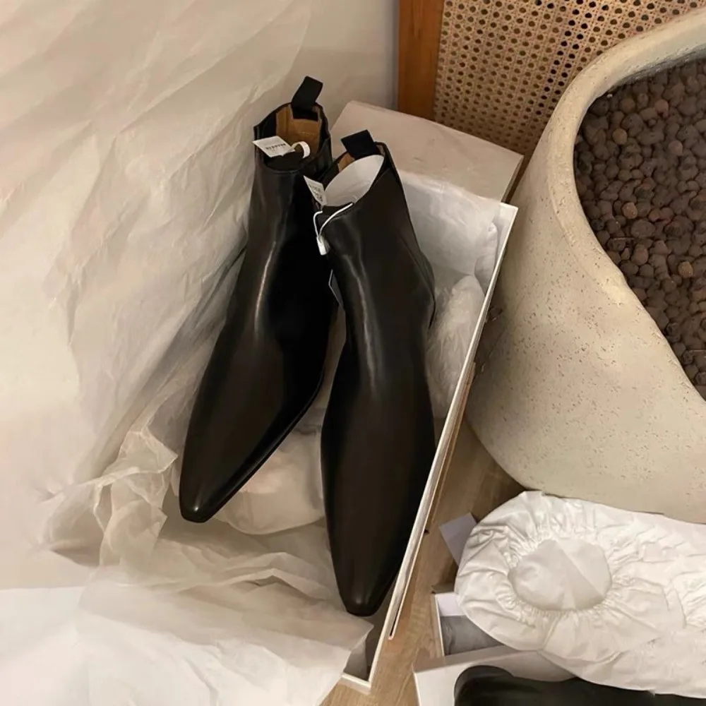 Sepatu Bot Pendek Wanita Mewah - Luxury Lifestyle Products ulasan dan harga